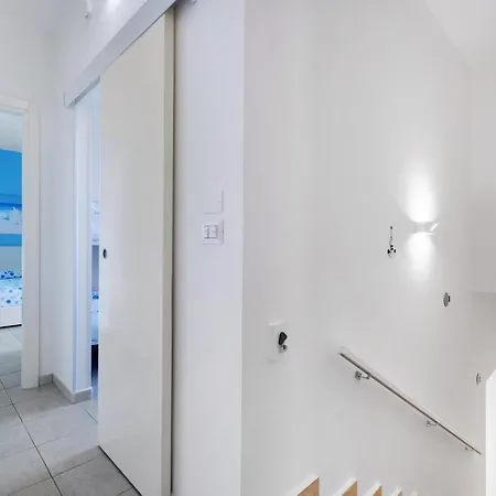 Casa Zaffiro - Sant' Isidoro Apartment *